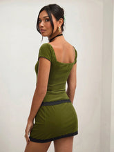 COSMINA 2pcs/Set Women's Dark Green Solid Color Velvet Splice Front Button Minimalist Blouse And A-Line Skirt